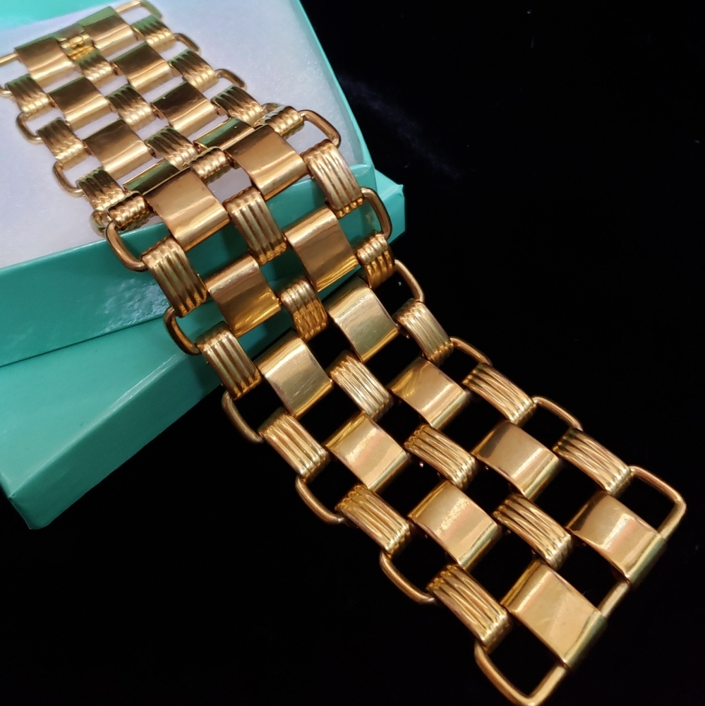 Wide brass chain link bracelet